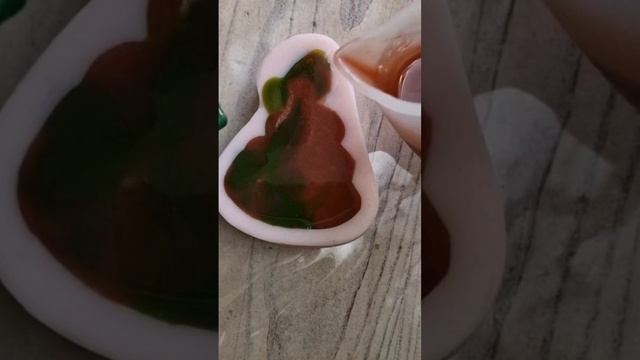 Когда много коллег и знакомых которых хочется поздравить) #мылоручнойработы  #змейка #бюджетно #мыло