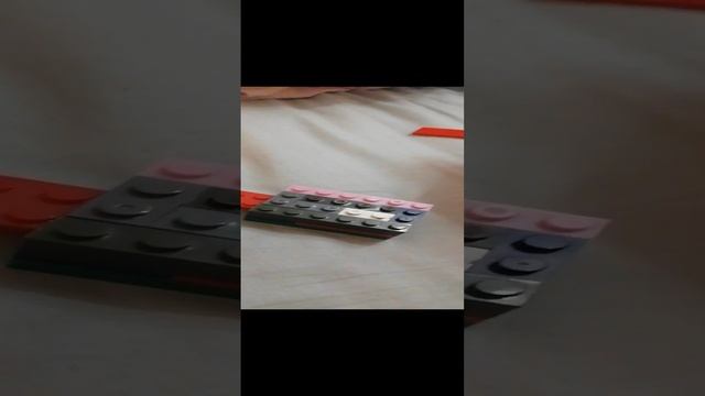 собираем ножик из лего