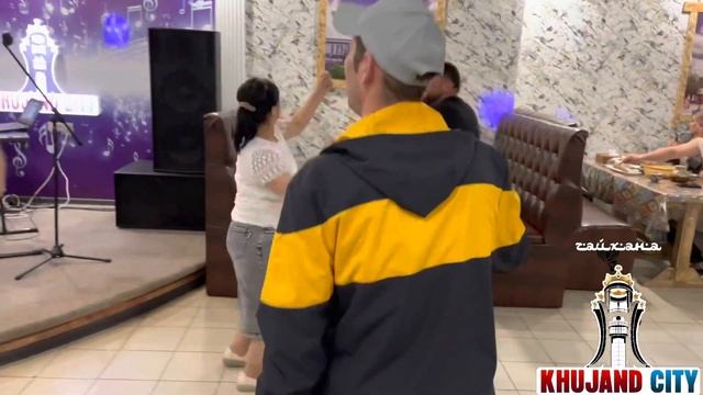 Оцените нашего певьца в комментариях