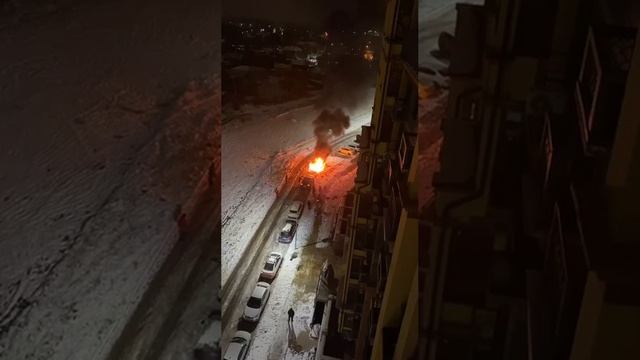 🔥В ЖК «Лайково» под Одинцово сгорел припаркованный автомобиль🔥