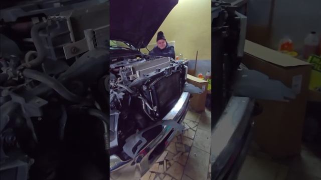 Улыбающийся радиатор 🫠
Приехали к доктору, подлечить DODGE RAM ♈️