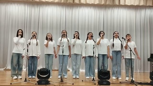 Вокальный ансамбль СмоРОДИНА Рук.Е.Мельникова