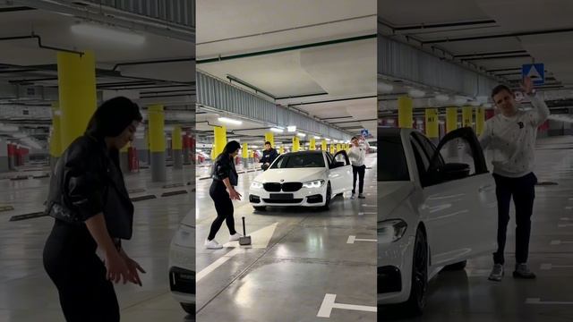 How would you react? Subscribe to me