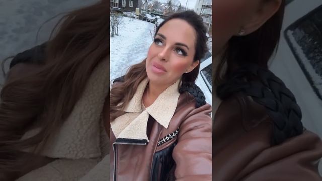 Юля Ефременкова: С праздником мои дорогие мамочки ❤️