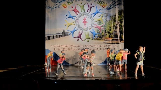 В кругу друзей