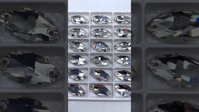 Стразы пришивные (камни) челнок, лодочка Navette 9*18mm Crystal Clear 12 шт