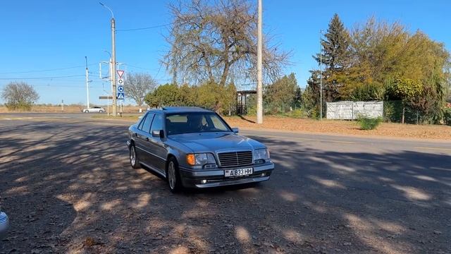 Mercedes-Benz W124 Life