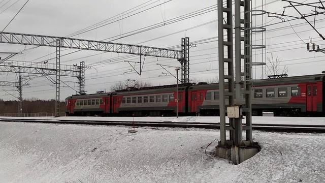 ЭТ2М-118 и смертник на хвосте...