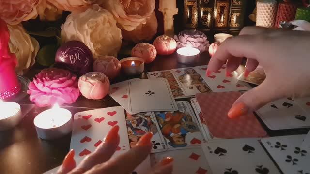 НА КОРОЛЯ - ЧТО НА СЕРДЦЕ, ЧТО ПОД СЕРДЦЕМ ... ЦЫГАНСКИЙ РАСКЛАД / ЭКСТРАСЕНС