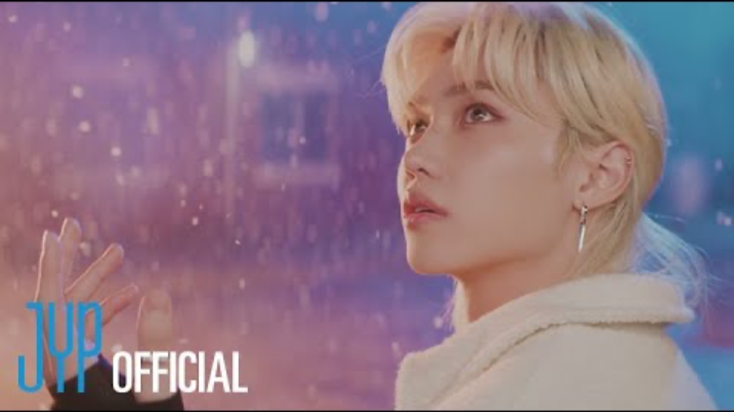 Stray Kids - “Winter Falls” M/V