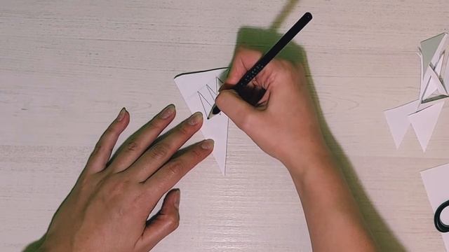 Как красиво вырезать снежинку из бумаги. Снежинка из бумаги просто. Paper Snowflake. #Снежинки