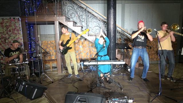 132 Мюзик-холл