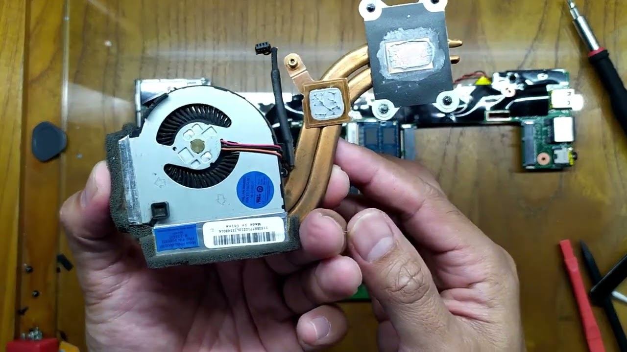 Replacing Lenovo ThinkPad X230 Fan-Heatsink