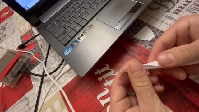 Оружие для детей из 1990  своими руками труба с бумажными дротиками фунтиками
