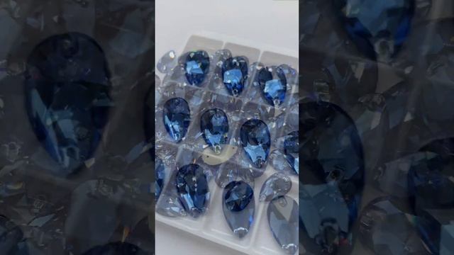 Стразы пришивные (камни) слеза, капля Teardrop10.5*18mm Saphire