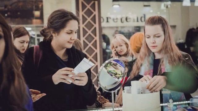 Открытие корнера Lundenilona в "Центре города", Краснодар