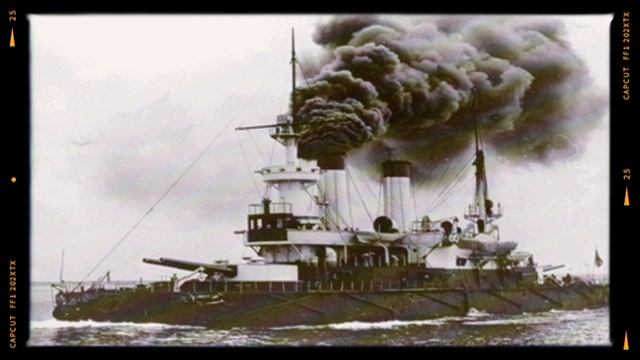 Раскинулось море широко.