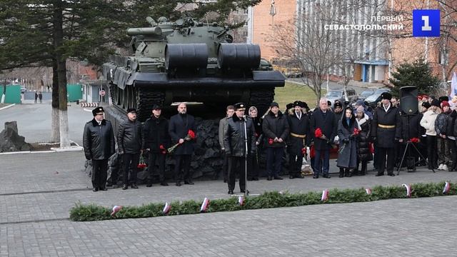 Во Владивостоке открыли Аллею Героев спецоперации