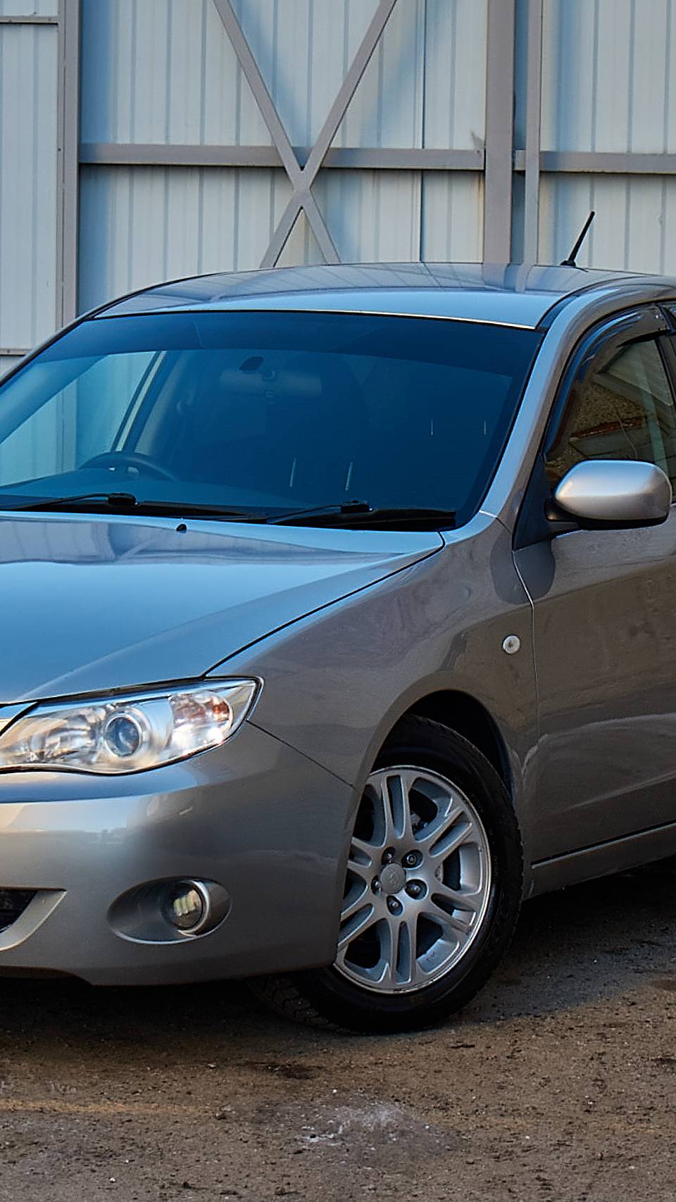 Обзор на Subaru Impreza Хетчбэк 5-дв. 2.0 AT 2007г