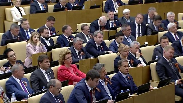 Рост цен на бензин не остановить! Осталось выпить за бензин.