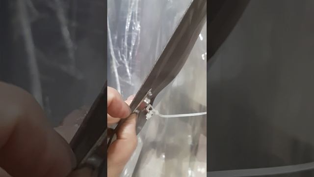 Французский замок для мягких окон. Что не так?