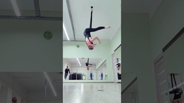 Aerial Straps 2023