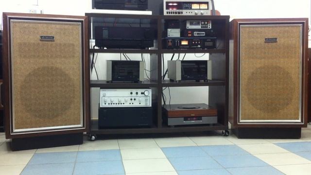 VICTOR BLA-50 ￥58,000(1台、1960年代(詳細年代不明) 17Hz-20000Hz