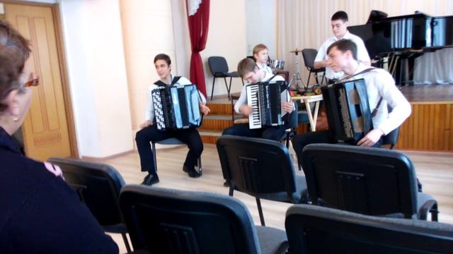 Гарны  хлопцы
