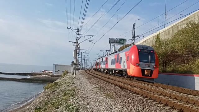 Хоста-Сочи, через нудистский пляж "Спутник" :)