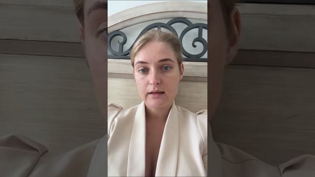 Чем опасна посуда из пластика и почему из нее лучше не есть и не пить? #Shorts