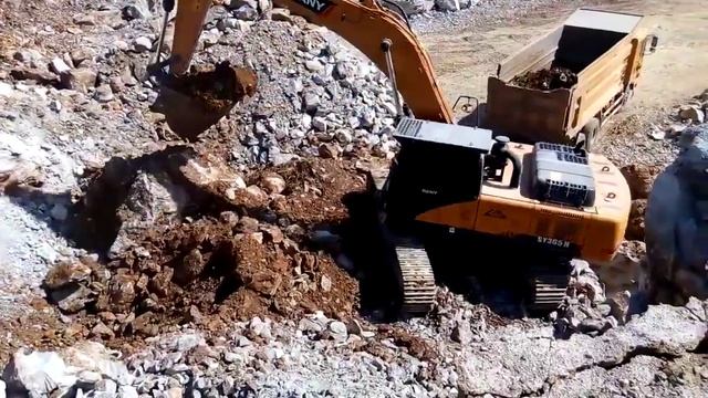 Экскаватор SANY SY365H