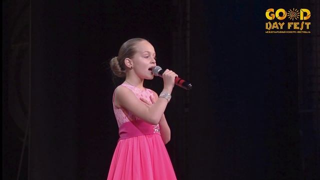 Касаткина Кира - песня царевны Забавы.mp4