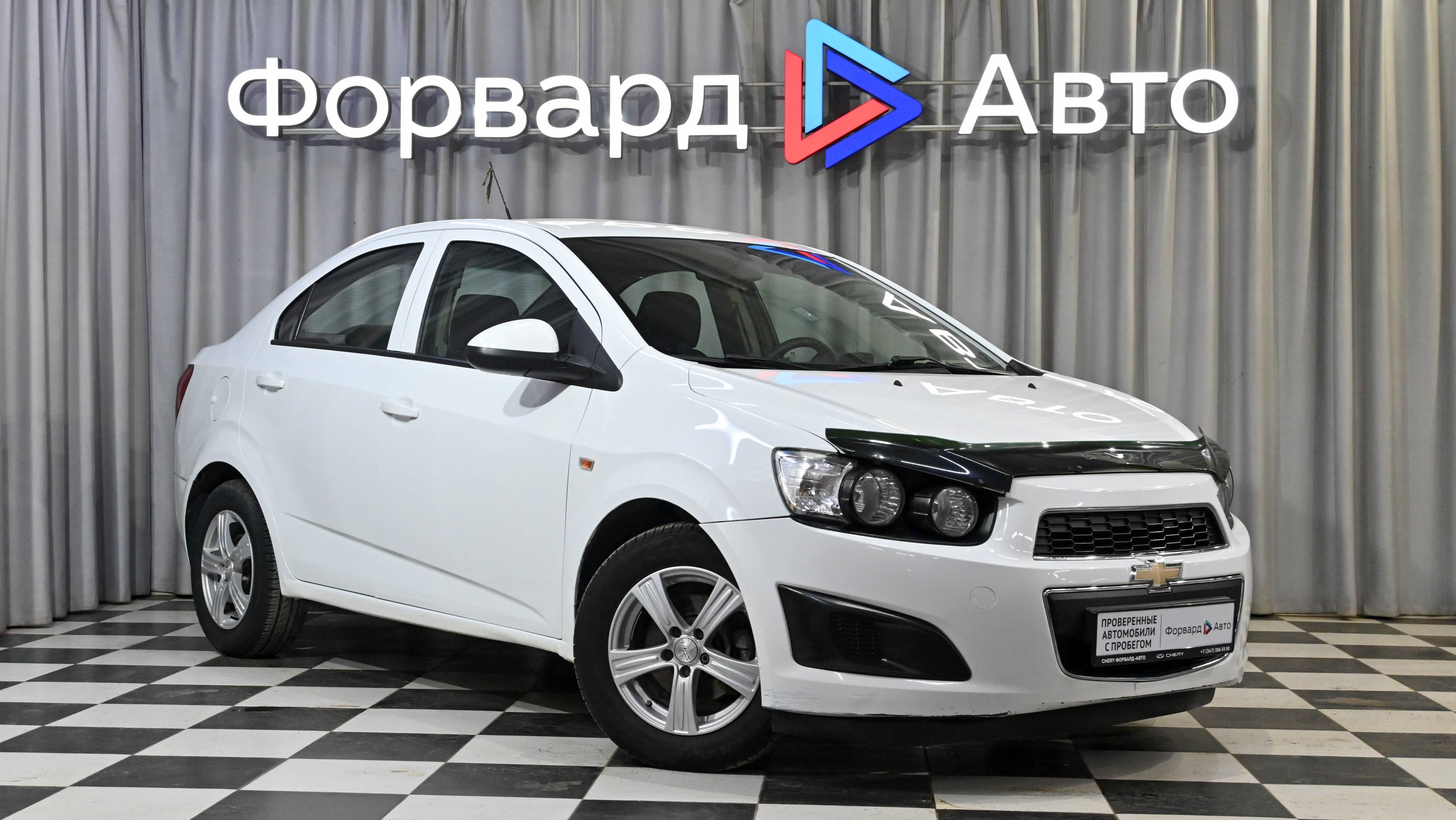 Chevrolet Aveo (2012) 09981