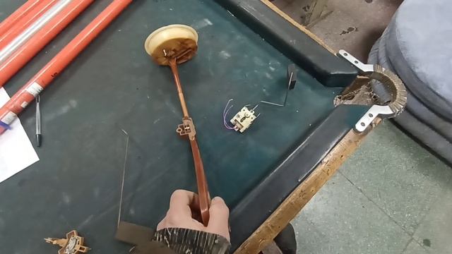 датчик уровня топлива ауди 100