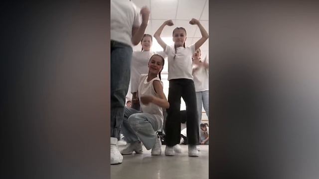 Веселуха часть 1