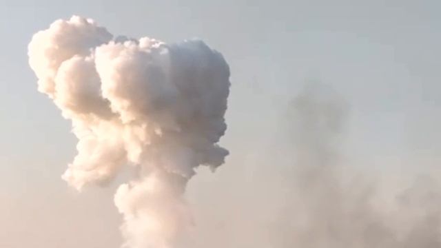 удар ФАБ 3000 с УМПК по хохлам