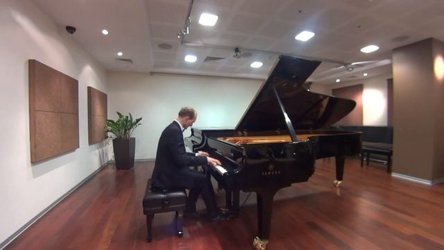 Chopin Étude No 12 in C minor, Op 10 'Revolutionary' (ver.2). Pavel Artemiev.
