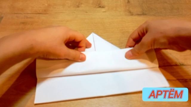 Как сделать кораблик из бумаги.