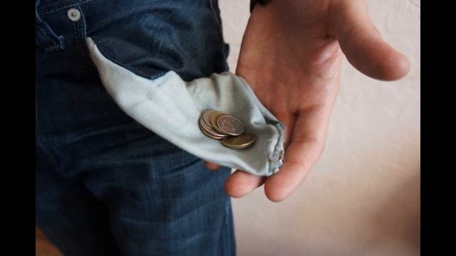 Признаки бедности, которые выдают с головой