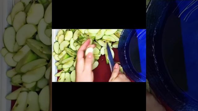 Самое новогоднее горячее блюдо! И готовится очень легко, все как мы любим.