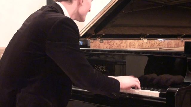 Ferenc Liszt, Transcendental etude 5 "Feux Follets" Pavel Artemiev, Russia (piano)