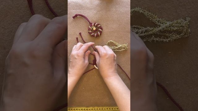 МК новогоднее украшение "Кольцо»