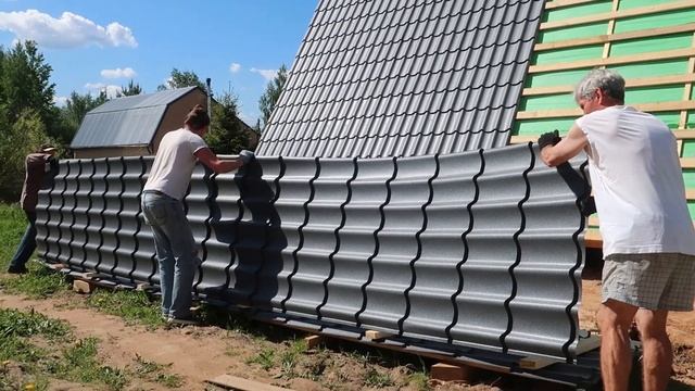 Как правильно разгружать металлочерепицу или профлист