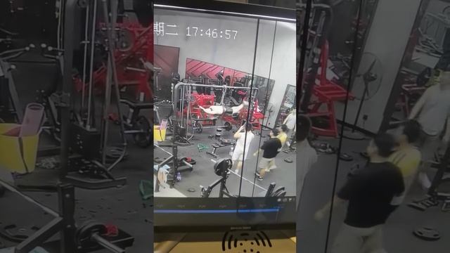 Как научиться плавать в тренажерном зале