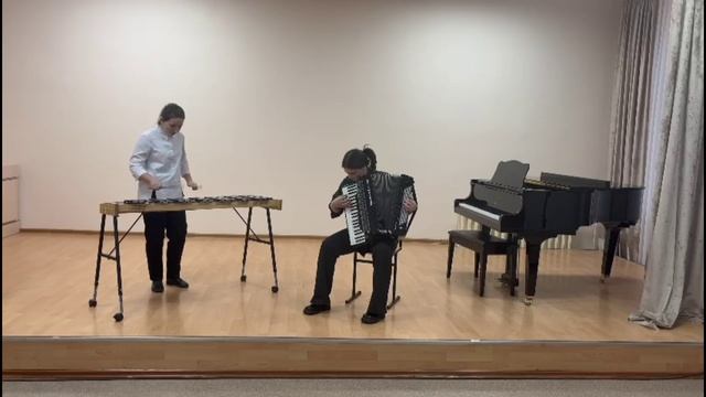 Черных Арина Шевченко Виктория Закарпатский танец