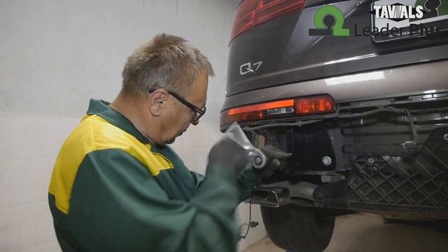 Установка фаркопа Leader A105-A. AUDI Q7 (внедорожник) номер кузова (4MB) 2015 - ... г. в.