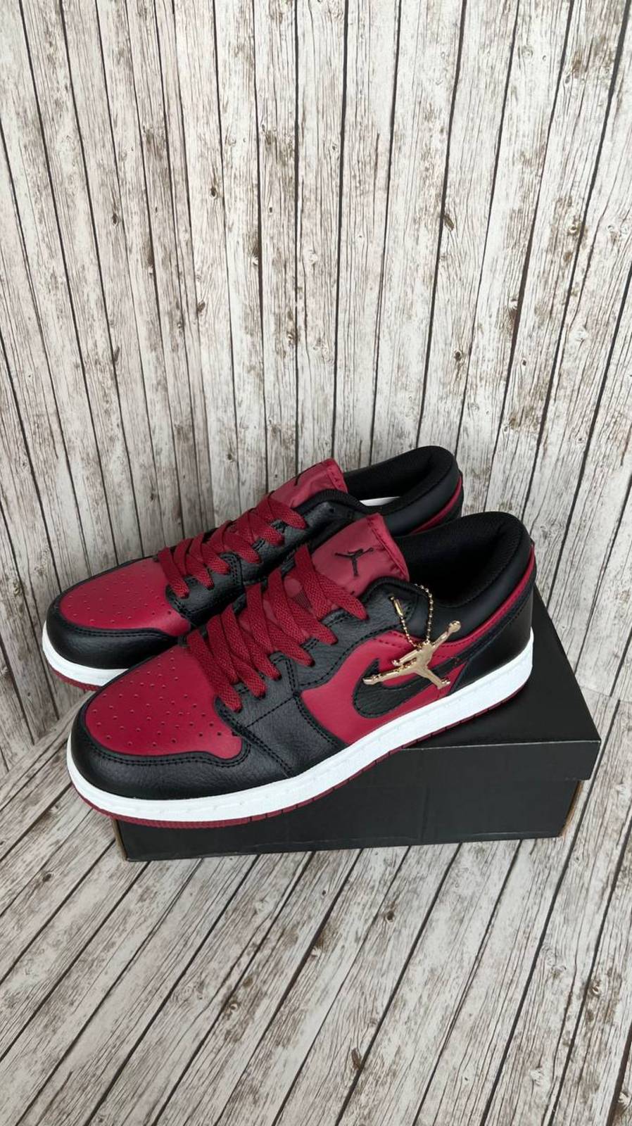 Nike Air Jordan 1 Low - DELAY SNEAKERS