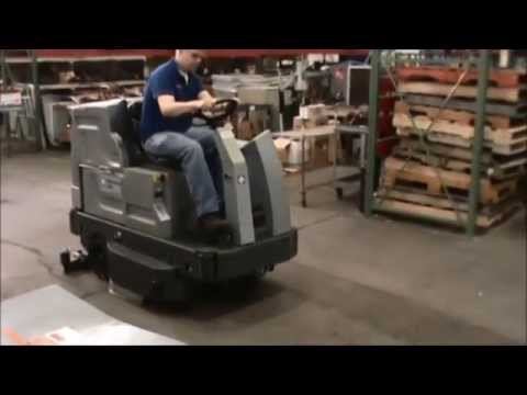 Nilfisk Advance Hydro Retriever 3800c Floor Scrubber Rider(STE2033)