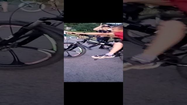 VID_20240802_203958.mp4