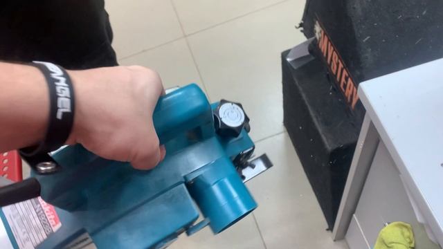 Рубанок Makita